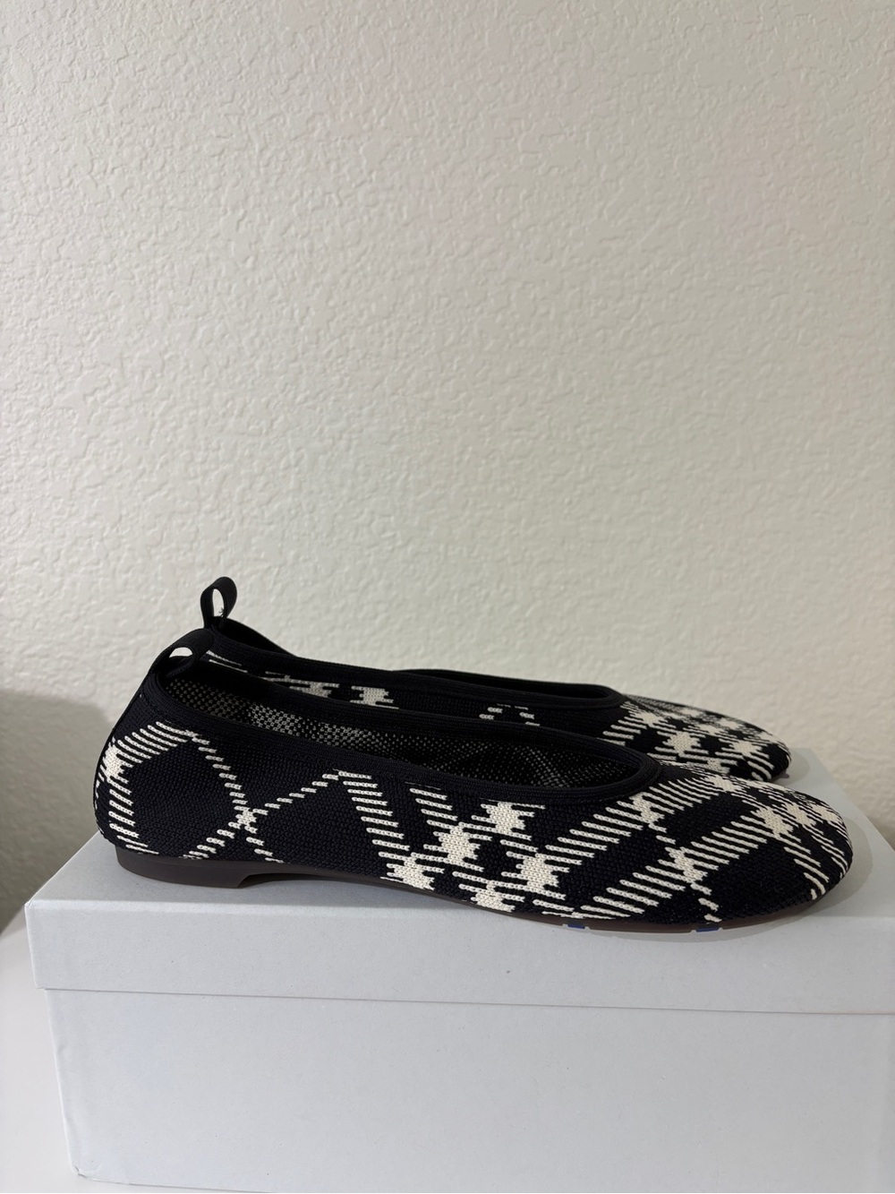 Burberry Check Knit Ballet Flats – Black & White 38 - Picture 6 of 9